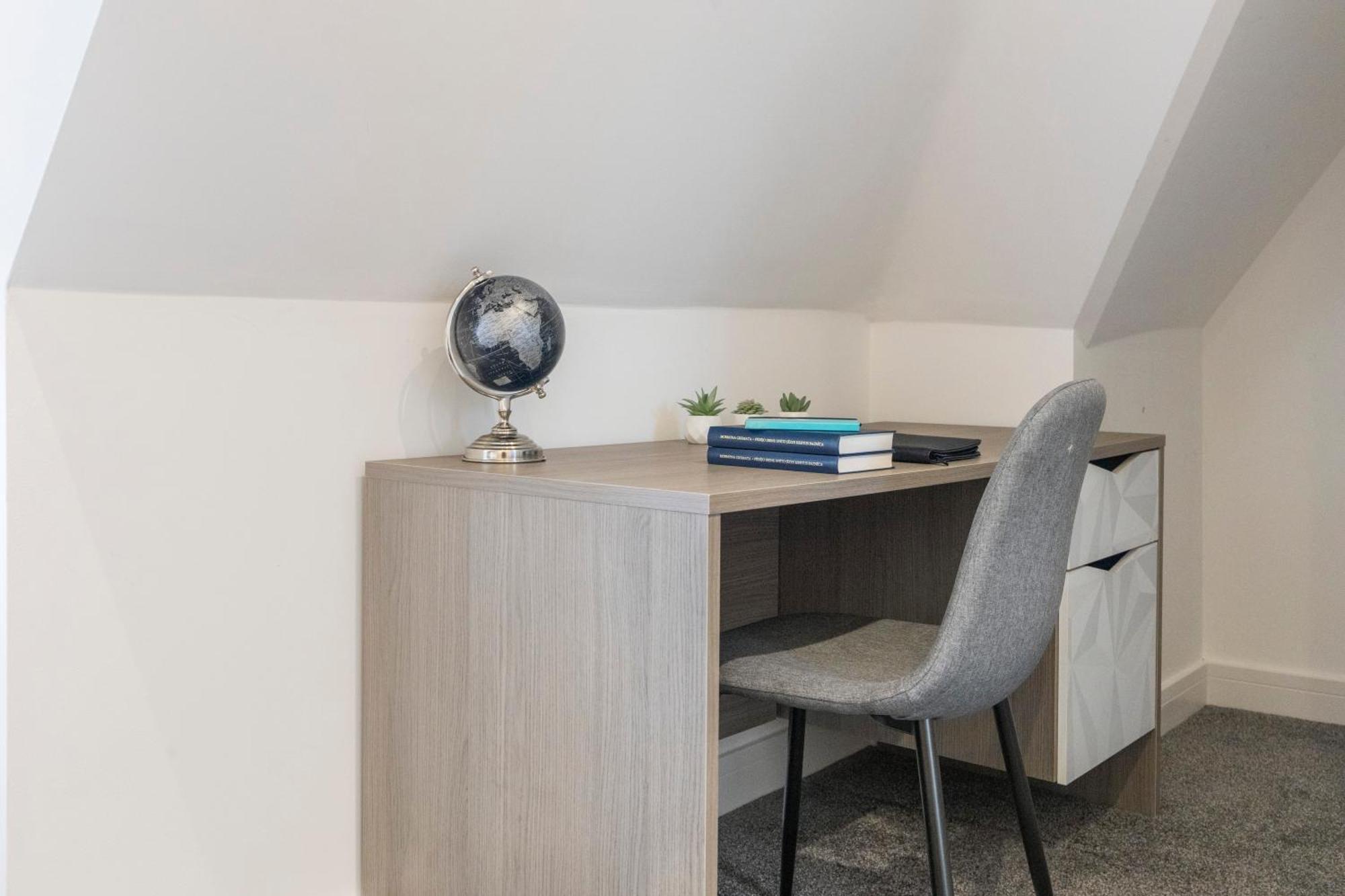 Luxurious 2 Bedroom - Apartment - Central Location Londra Esterno foto
