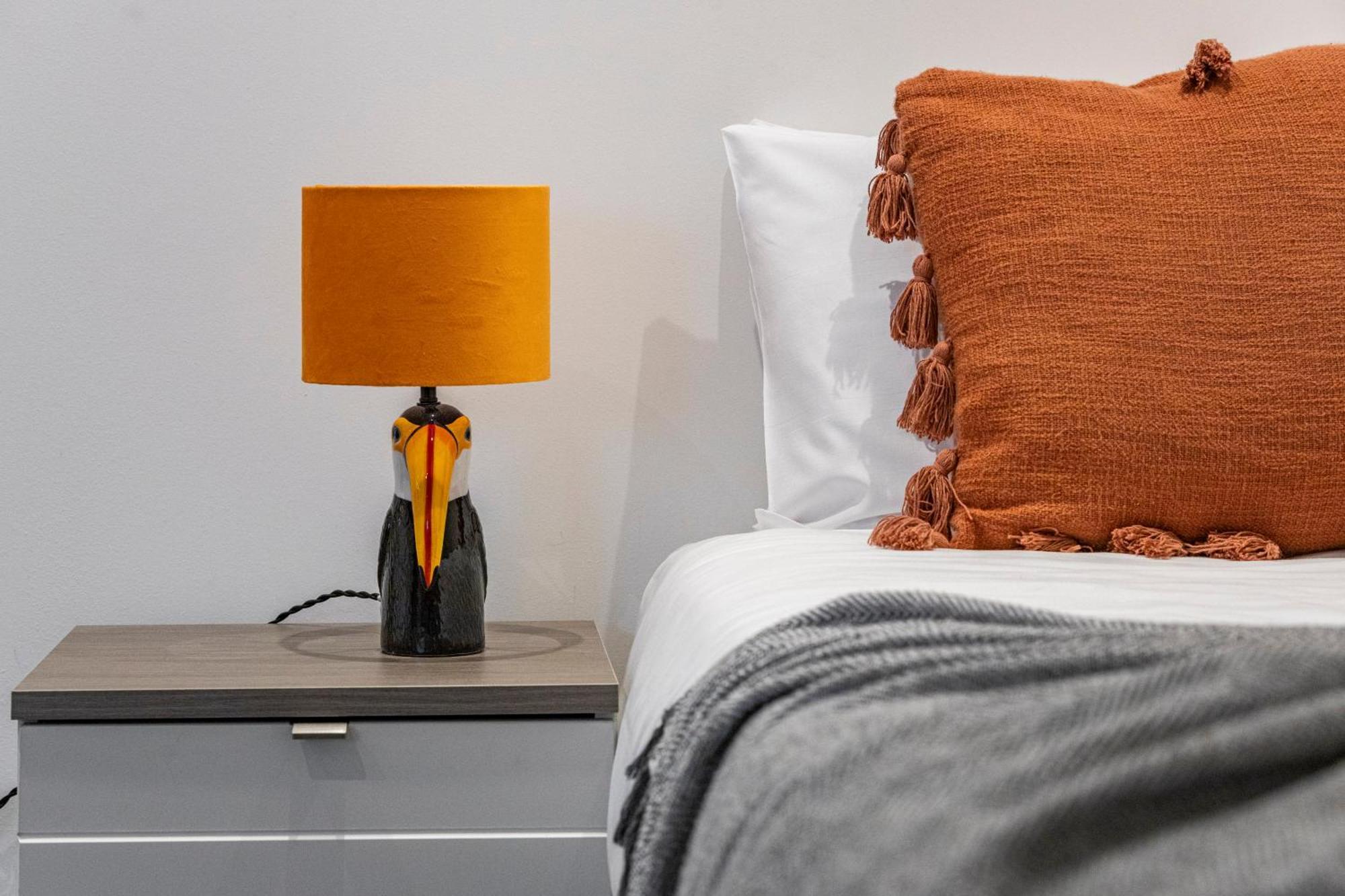 Luxurious 2 Bedroom - Apartment - Central Location Londra Esterno foto